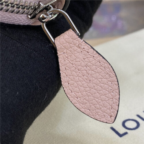 High Quality Luxury Louis Vuitton Zippy Wallet Mahina Magnolia product detail