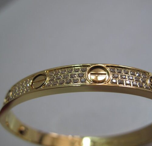 High Quality Luxury Cartier Love Bracelet Yellow Gold Full Diamonds product detail
