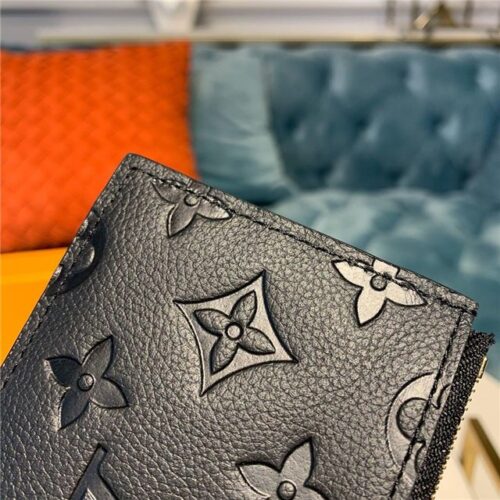 High Quality Luxury Louis Vuitton Zipped Card Holder (Varied Colors) product detail