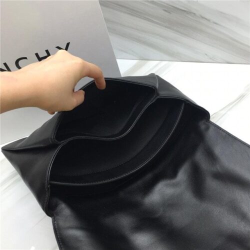 High Quality Luxury Givenchy Antigona Envelope Clutch Grained Leather (Varied Colors) product detail