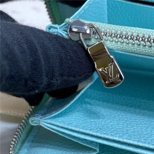 High Quality Luxury Louis Vuitton Zippy Wallet Green product detail
