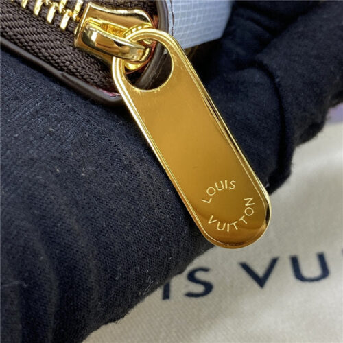 High Quality Luxury Louis Vuitton Zippy Wallet product detail