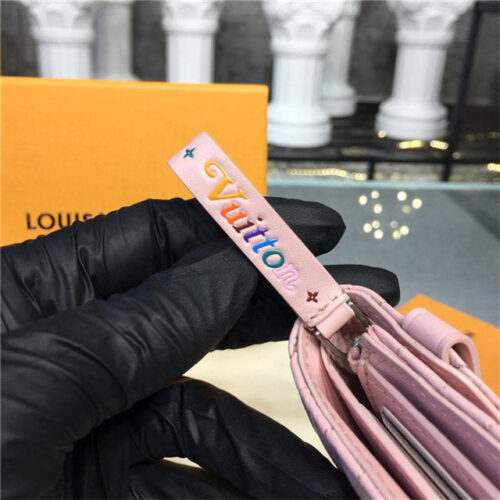 High Quality Luxury Louis Vuitton New Wave Compact Wallet product detail