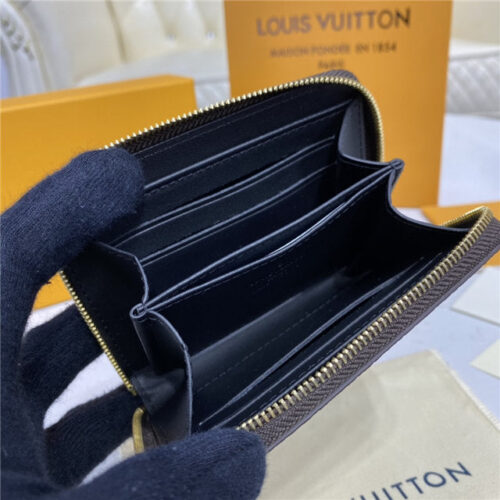 High Quality Luxury Louis Vuitton Zippy Coin Purse – Style 48202 product detail