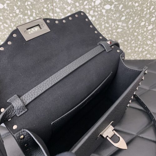 High Quality Luxury Valentino Garavani Rockstud Bag product detail