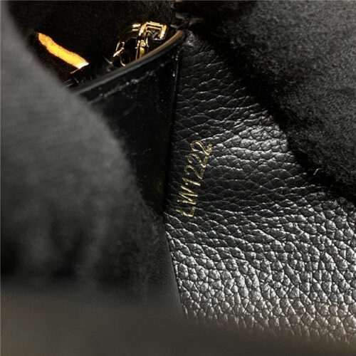 High Quality Luxury Louis Vuitton Victorine Wallet (Varied Colors) product detail