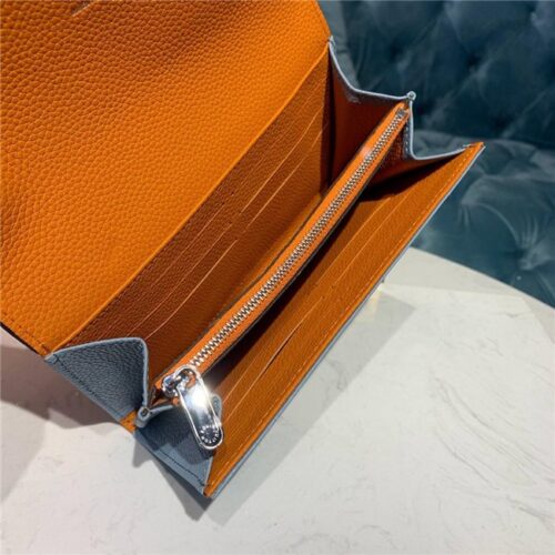 High Quality Luxury Louis Vuitton Iris Wallet Mahina (Varied Colors) product detail