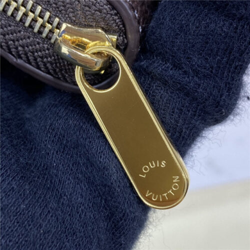 High Quality Luxury Louis Vuitton Zippy Coin Purse – Style 48202 product detail
