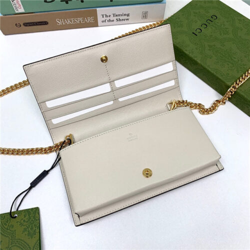High Quality Luxury Gucci GG Wallet With Chain (Varied Colors) product detail