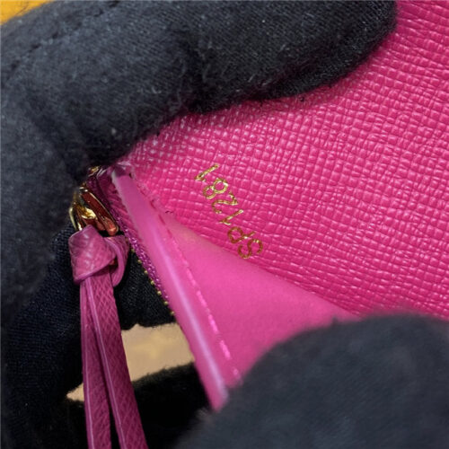 High Quality Luxury Louis Vuitton Victorine Wallet product detail