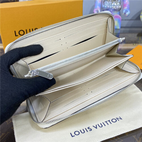 High Quality Luxury Louis Vuitton Zippy Wallet Mahina Ivory product detail