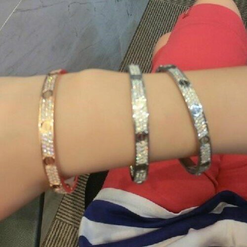 High Quality Luxury Cartier Love Bracelet Silver Full Diamonds product detail