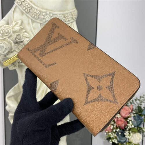 High Quality Luxury Louis Vuitton Zippy Wallet – Style 48236 product detail