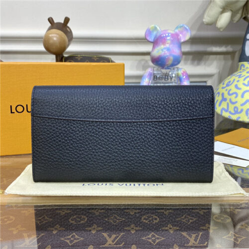 High Quality Luxury Louis Vuitton Capucines Wallet product detail