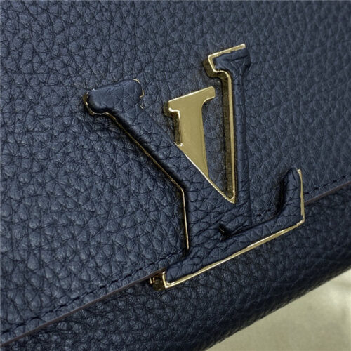 High Quality Luxury Louis Vuitton Capucines Wallet product detail
