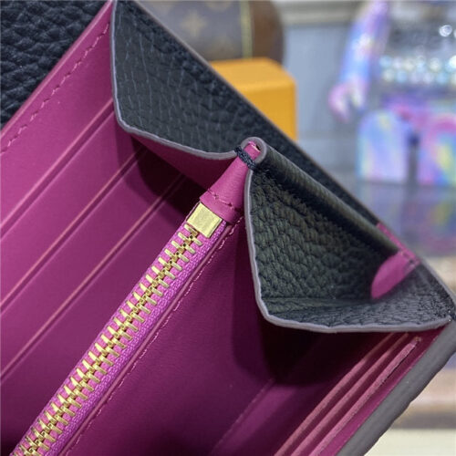 High Quality Luxury Louis Vuitton Capucines Wallet product detail