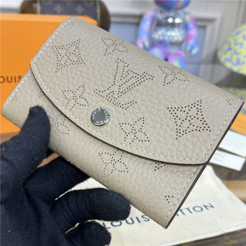 High Quality Luxury Louis Vuitton Anae Coin Purse Mahina Leather Galet product detail