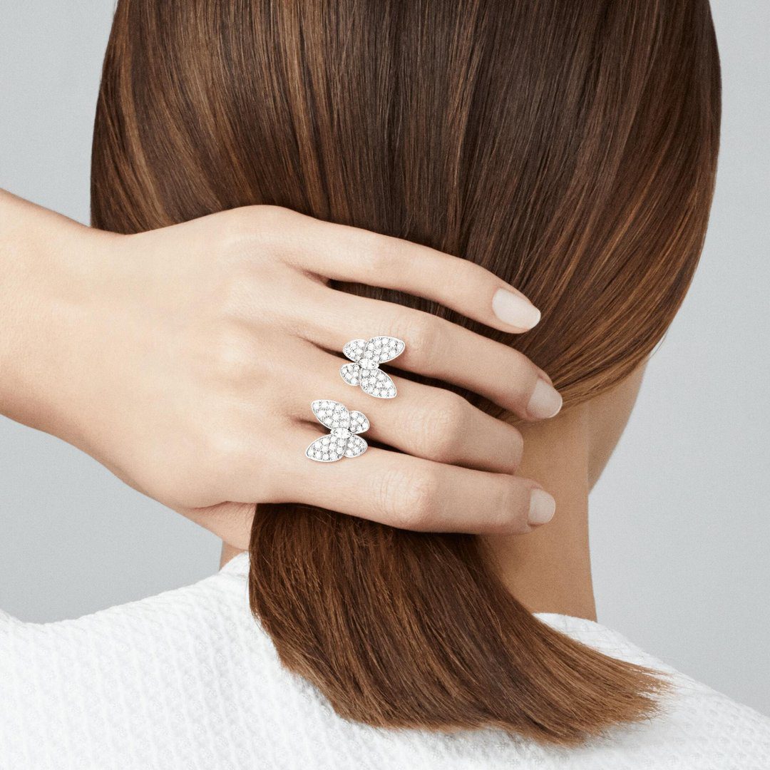 High Quality Luxury Van Cleef Arpels 18K White Gold Butterfly Between The Finger Ring product detail