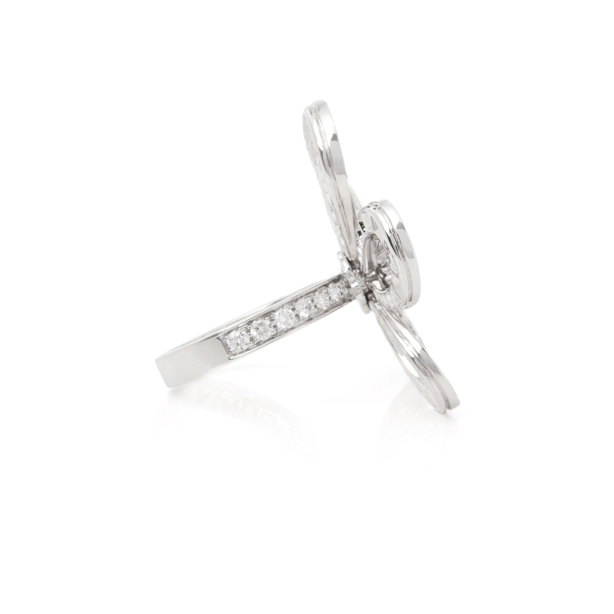 High Quality Luxury Van Cleef Arpels 18K White Gold Diamond Flowerlace Ring product detail