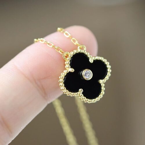High Quality Luxury Van Cleef  Arpels 18K Yellow Gold Diamond Black Onyx Vintage Alhambra Pendant Necklace product detail