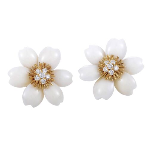 High Quality Luxury Van Cleef  Arpels Rose De Noel Diamond And White Coral Flower Yellow Gold alternate view