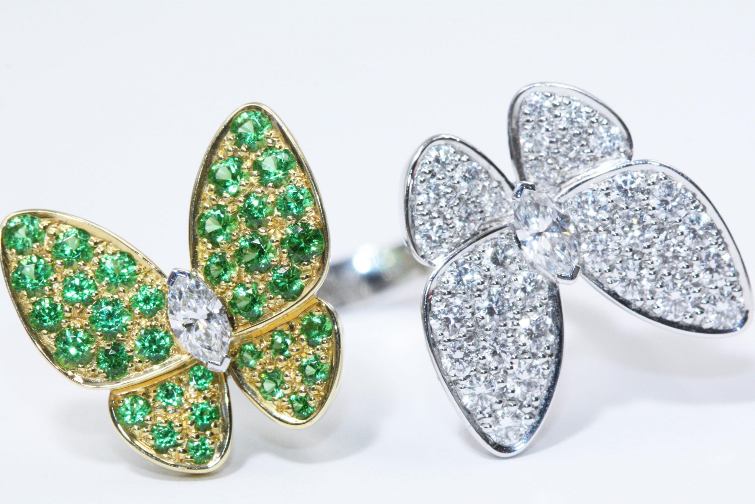 High Quality Luxury Van Cleef Arpels Two Butterfly Between The Finger Ring Green product detail
