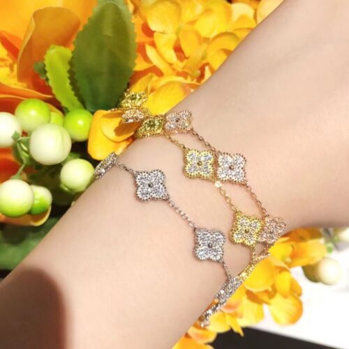 High Quality Luxury Van Cleef  Arpels Vintage Alhambra Bracelet 5 Motifs Yellow Gold With Round Diamonds product detail