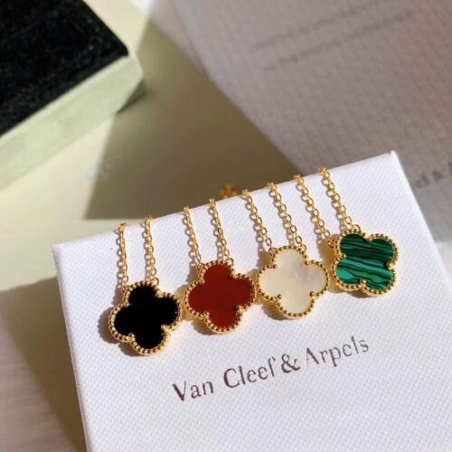 High Quality Luxury Van Cleef  Arpels Vintage Alhambra Pendant Necklace product detail