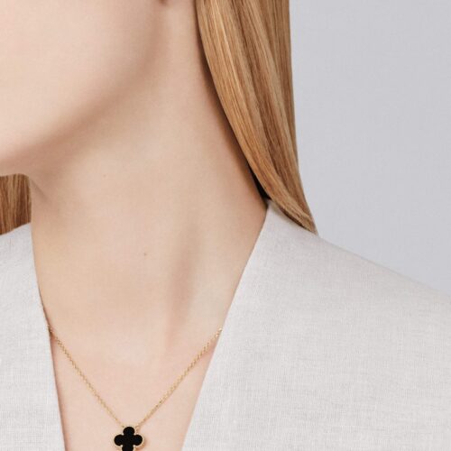 High Quality Luxury Van Cleef  Arpels Vintage Alhambra Pendant Necklace product detail