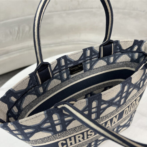High Quality Luxury Dior Book Tote Vegetable Basket Shopping Bag product detail