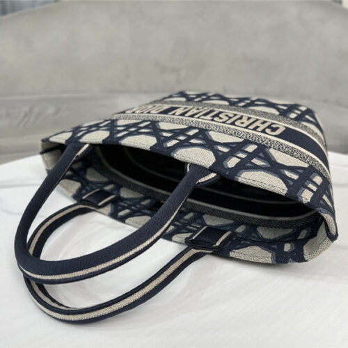 High Quality Luxury Dior Book Tote Vegetable Basket Shopping Bag product detail
