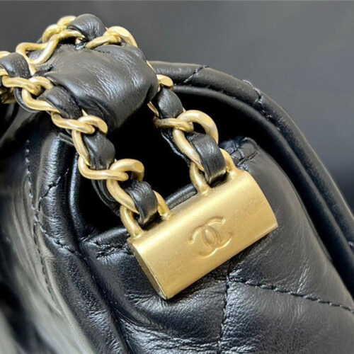 High Quality Luxury Chanel 19 Bag Small product detail