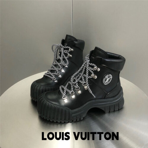 High Quality Luxury Louis Vuitton Ruby Flat Ranger Shoes – Style 51587 alternate view