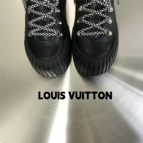 High Quality Luxury Louis Vuitton Ruby Flat Ranger Shoes – Style 51587 product detail