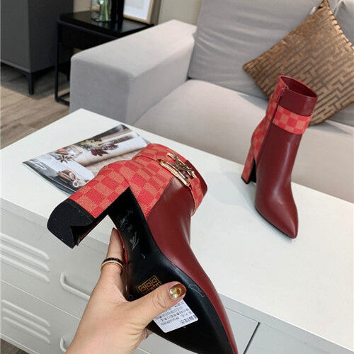 High Quality Luxury Louis Vuitton Boots Shoes alternate view