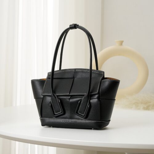 High Quality Luxury Bottega Veneta Arco Mini Leather Tote – Style 29984