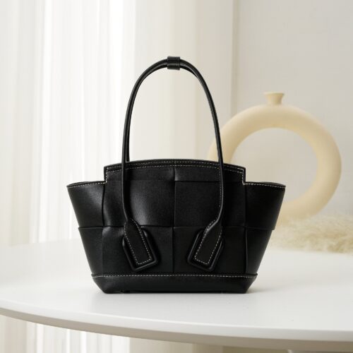 High Quality Luxury Bottega Veneta Arco Mini Leather Tote – Style 29984 alternate view