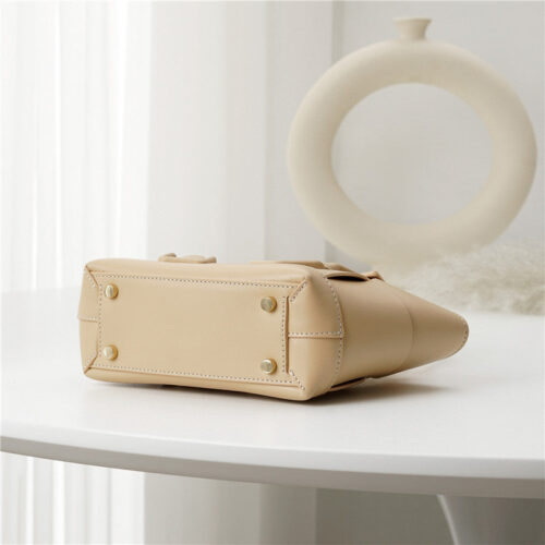 High Quality Luxury Bottega Veneta Arco Mini Leather Tote product detail