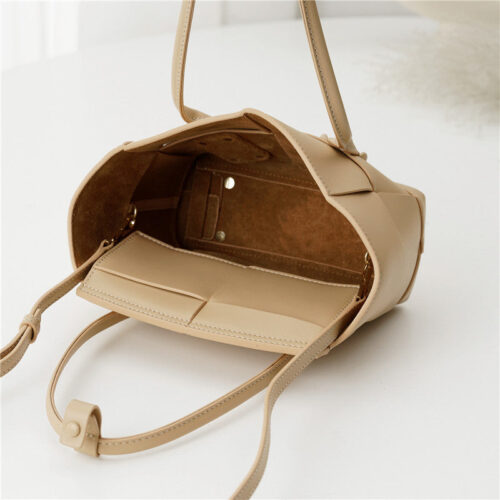 High Quality Luxury Bottega Veneta Arco Mini Leather Tote product detail