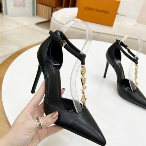 High Quality Luxury Louis Vuitton Metal Chain High Heels – Style 90083 product detail