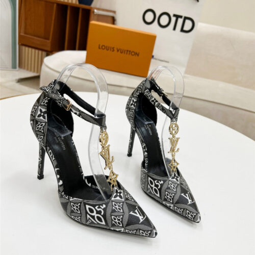 High Quality Luxury Louis Vuitton Metal Chain High Heels – Style 53923 product detail