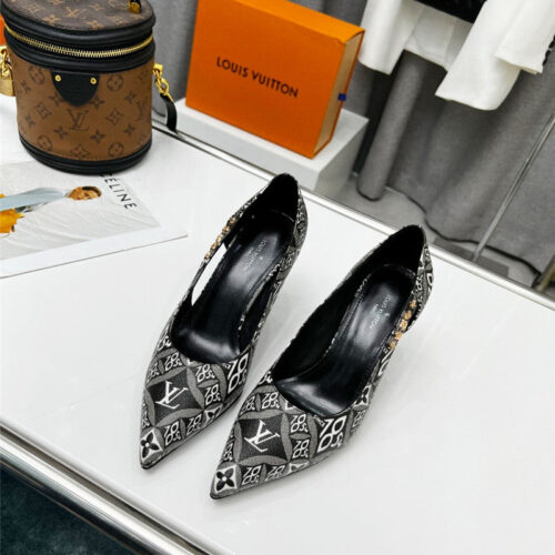 High Quality Luxury Louis Vuitton Metal Buckle High Heels – Style 33027 product detail