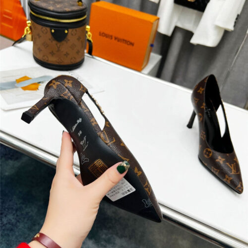 High Quality Luxury Louis Vuitton Metal Buckle High Heels – Style 00259 product detail