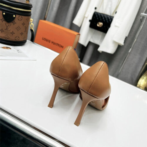 High Quality Luxury Louis Vuitton Metal Buckle High Heels – Style 01955 product detail