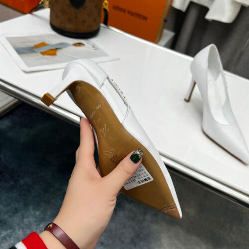 High Quality Luxury Louis Vuitton Metal Buckle High Heels – Style 69187 product detail