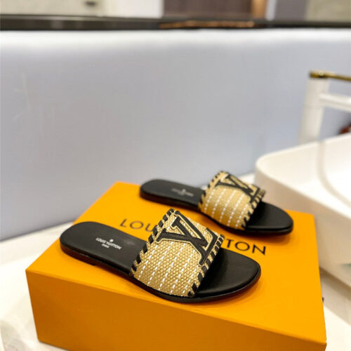High Quality Luxury Louis Vuitton Logo Flat Slippers – Style 87299 product detail