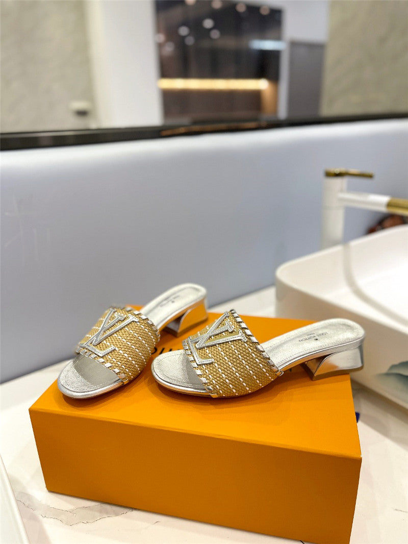 High Quality Luxury Louis Vuitton Catwalk Style British Retro Slippers product detail