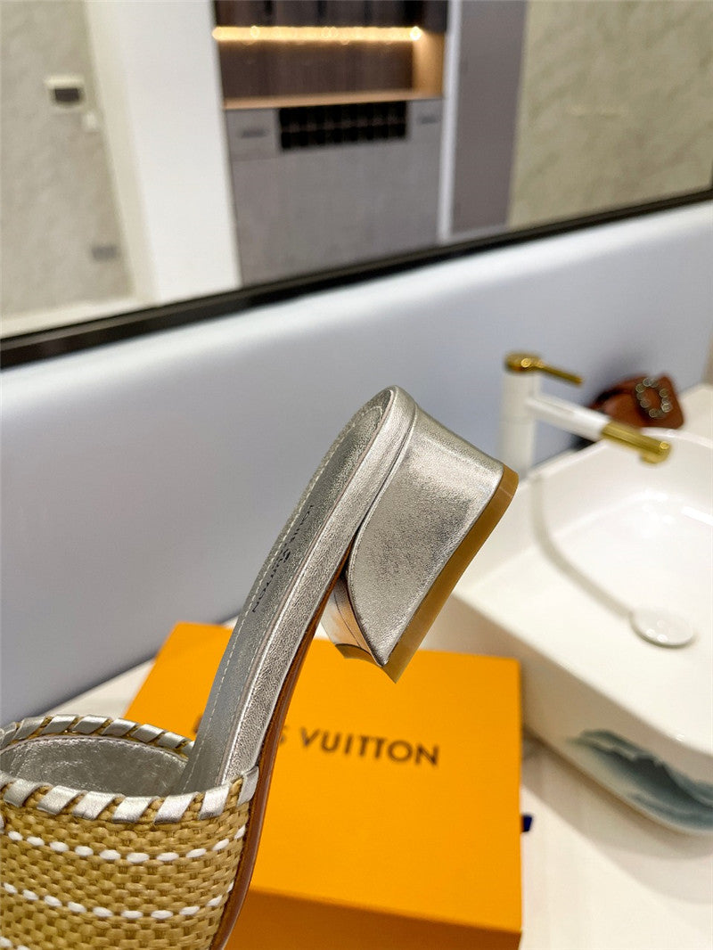 High Quality Luxury Louis Vuitton Catwalk Style British Retro Slippers product detail