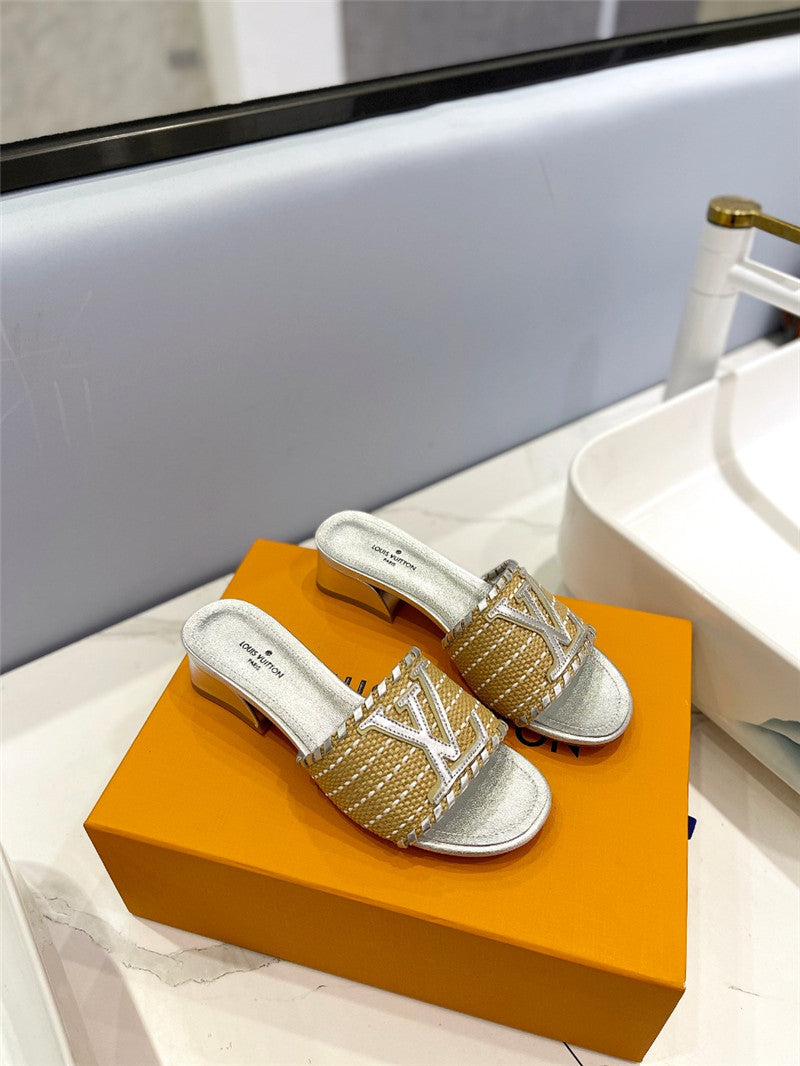 High Quality Luxury Louis Vuitton Catwalk Style British Retro Slippers product detail