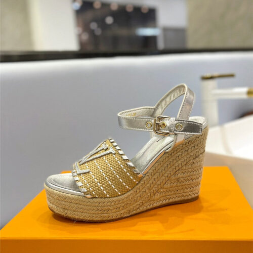 High Quality Luxury Louis Vuitton Latest Catwalk Platform Sandals – Style 95235 product detail
